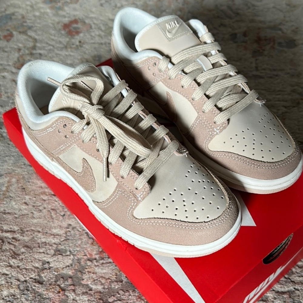 Nike Dunk Low SE